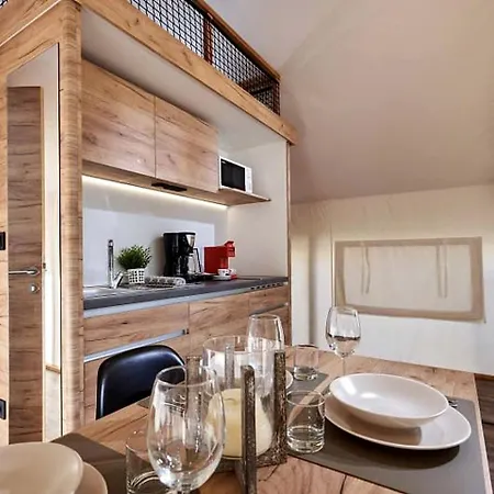 Luxury Glamping Tents Ideal For Czech Republic Holidays *